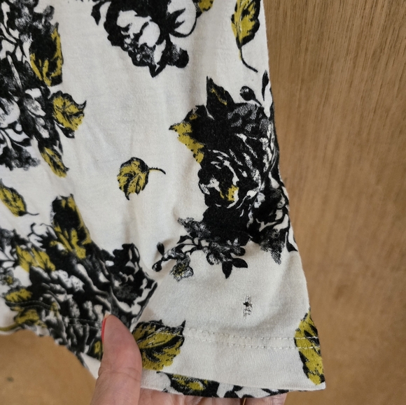 2000s H&M floral printed tank top - Picture 3 of 8